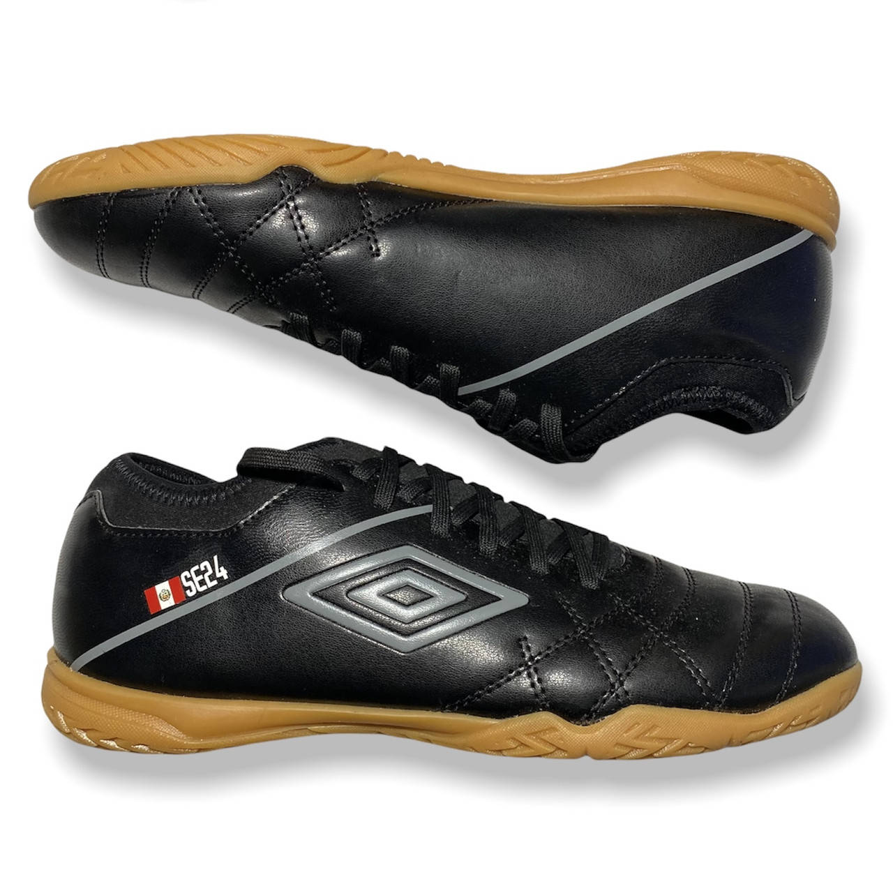 

Umbro Medusae III Club IC футзалки adidas nike футбольні бутси