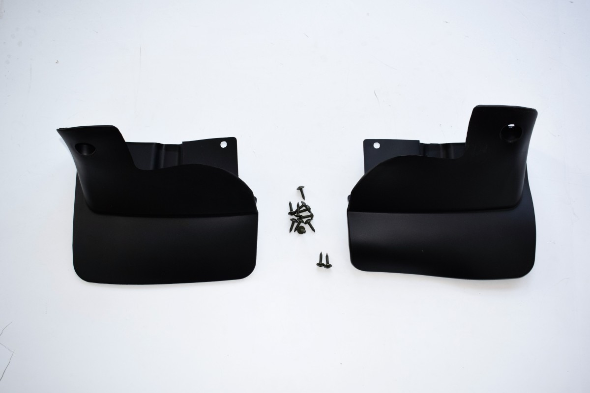 

Брызговики передние Toyota Land Cruiser 100 1998-2006, комплект 2 шт.