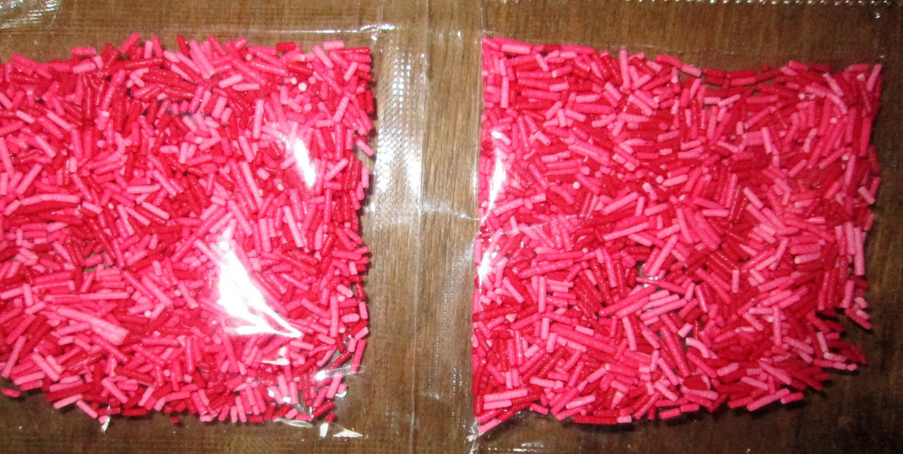 

Пасхальная посыпка вермишель (лесная ягода)