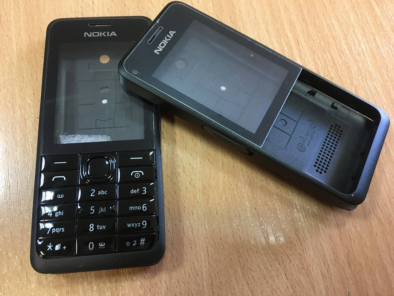 

Корпус для Nokia Asha 301 Dual (2 cим) с клав/без клавиатуры