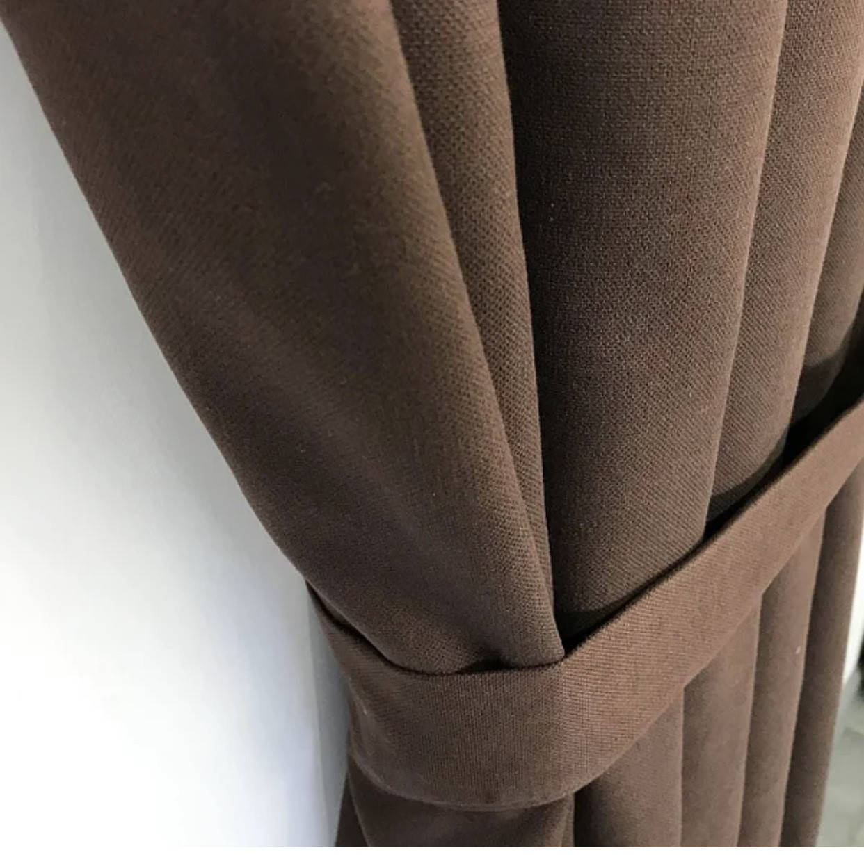 

Комплект штор на тесьме Шторы 200х270 шторы микровелюр Шторы с подхватами Цвет Шоколадный