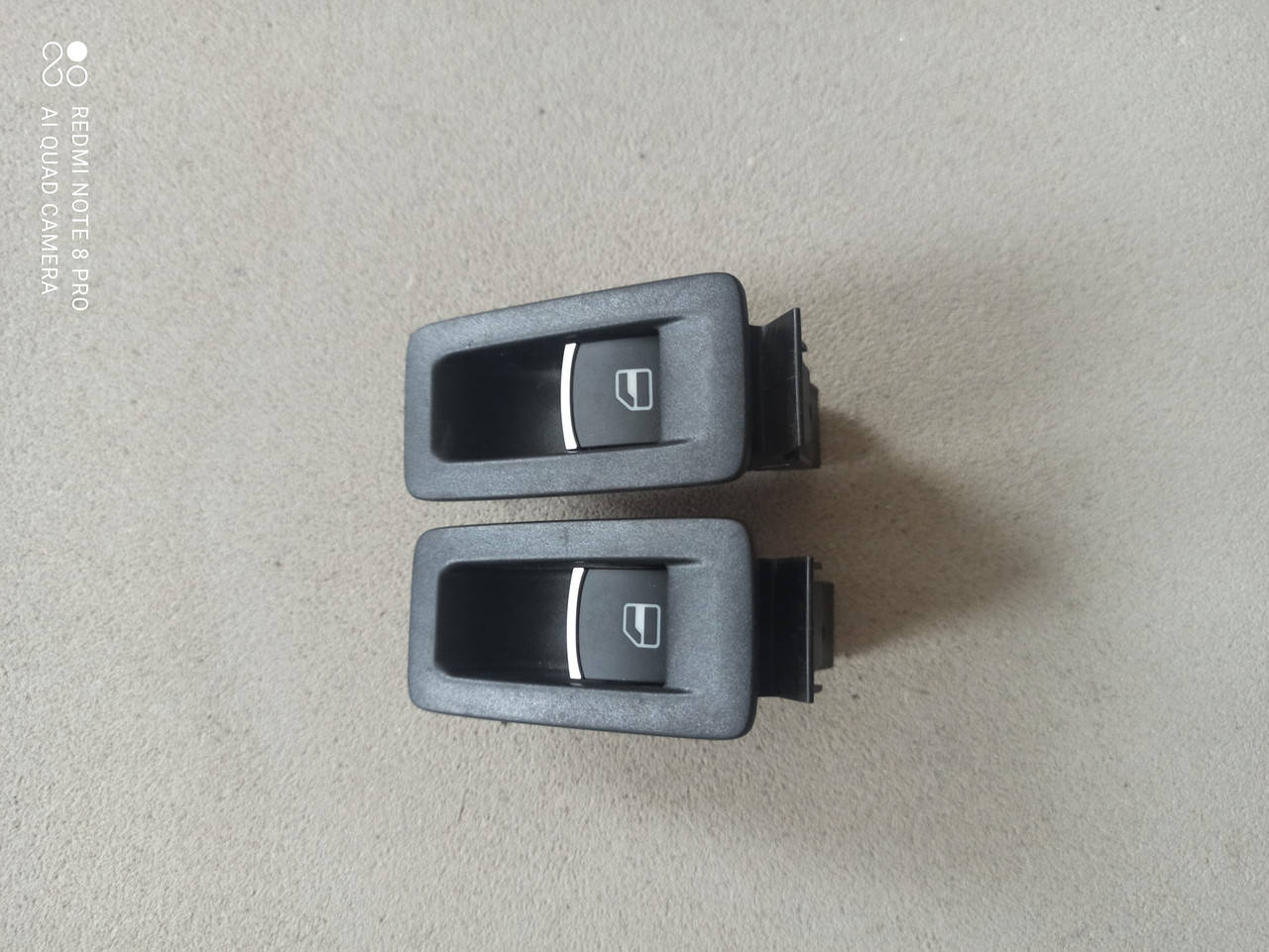 

Кнопка стеклоподъемника левая задняя Volkswagen, 1T0 959 851A, 1T0959851A, 1T0959851