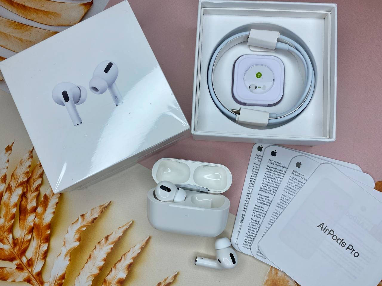 

Беспроводные наушники Apple AirPods Pro, Белый