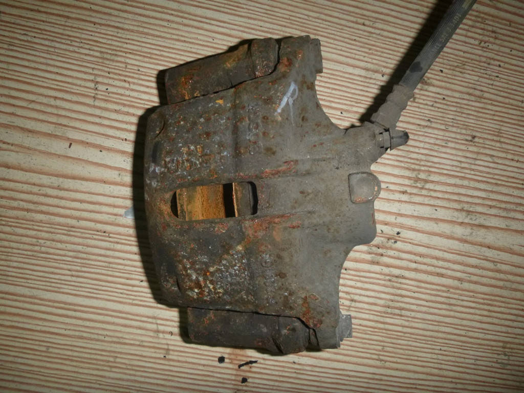 

Б/У Суппорт передний правый (1,5 DCI) Renault KANGOO 1 2003-2008 (Рено Кенго), 7701205626 (БУ-126184)