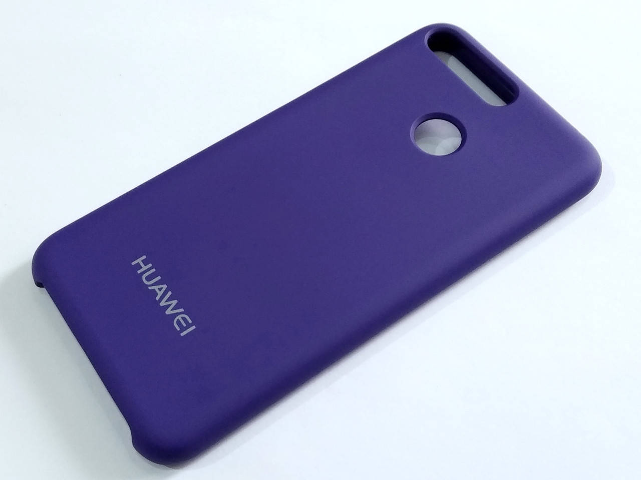

Чехол Silicone Case Cover для Huawei Y6 Prime 2018 / Honor 7A Pro 5.7" / Honor 7C 5.7" (Europe) фиолетовый