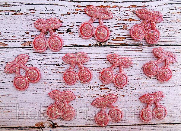 

Аплікація № 116 1,4х1,4см (червона, АР-096)