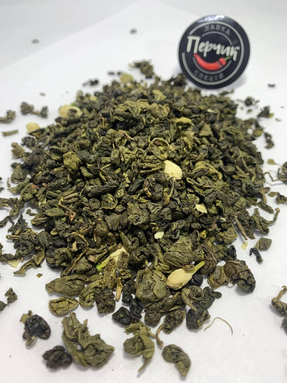 

Зеленый чай с жасмином крупнолистовой 50 грамм