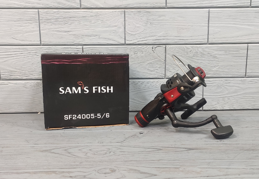 

Катушка с бейтраннером Sams Fish 3bb  с графитовой шпулей SF24005-6