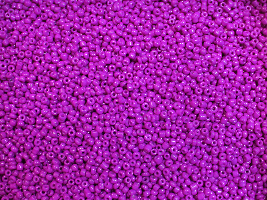 

Бисер 450 грамм МЕЛКИЙ 12/0 Deluxe:16 малиновый