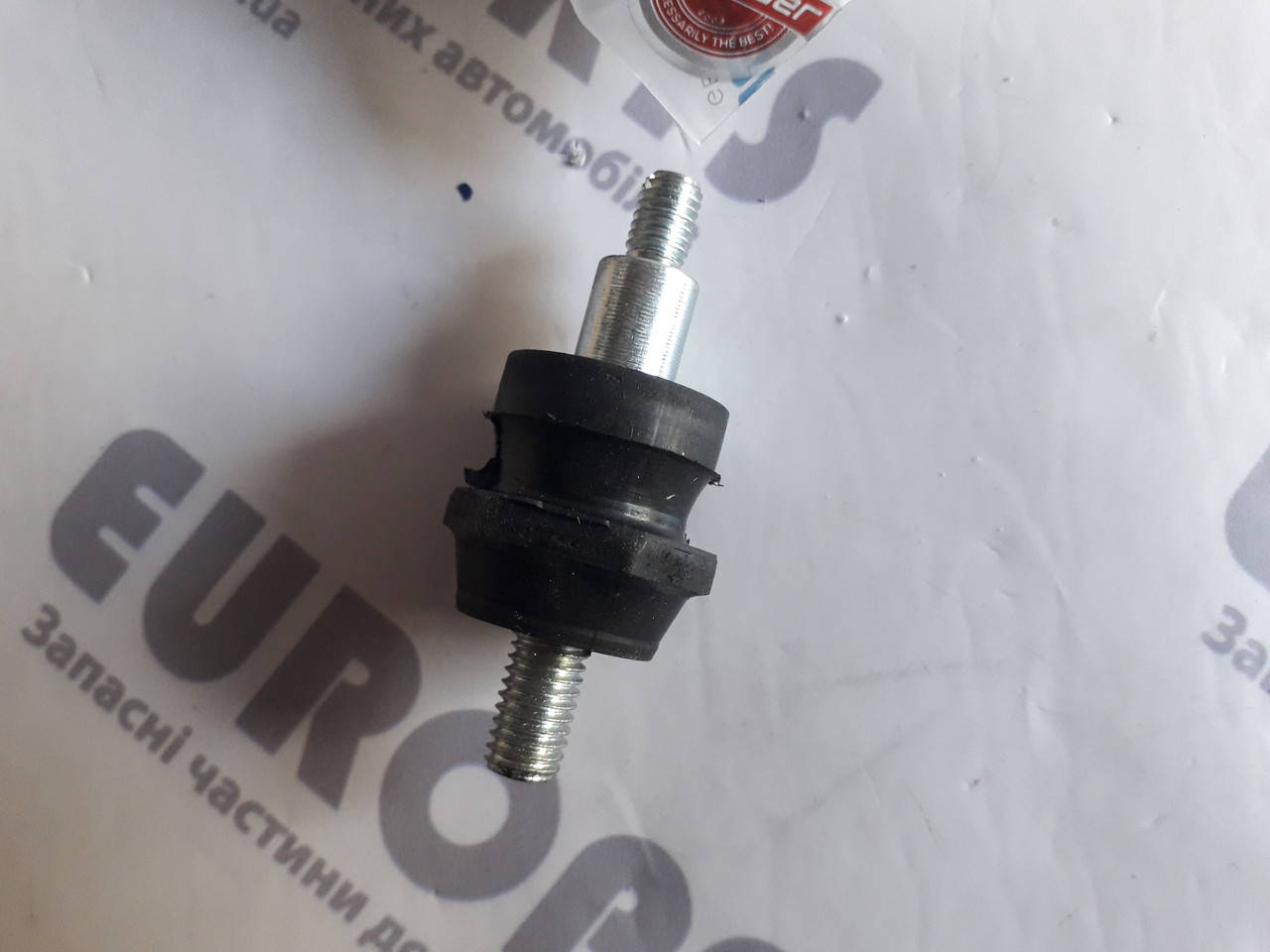 

Крепление воздухозаборника DAF 65 75 85CF CF65/75/85/XF95 ДАФ 1382607