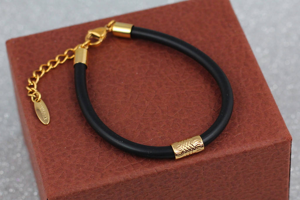 

Браслет Xuping Jewelry каучук со вставкой 17 см добавка цепи 3 см 4 мм золотистый