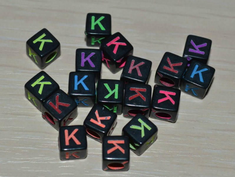 

Бусина с буквой. "K" 6 мм