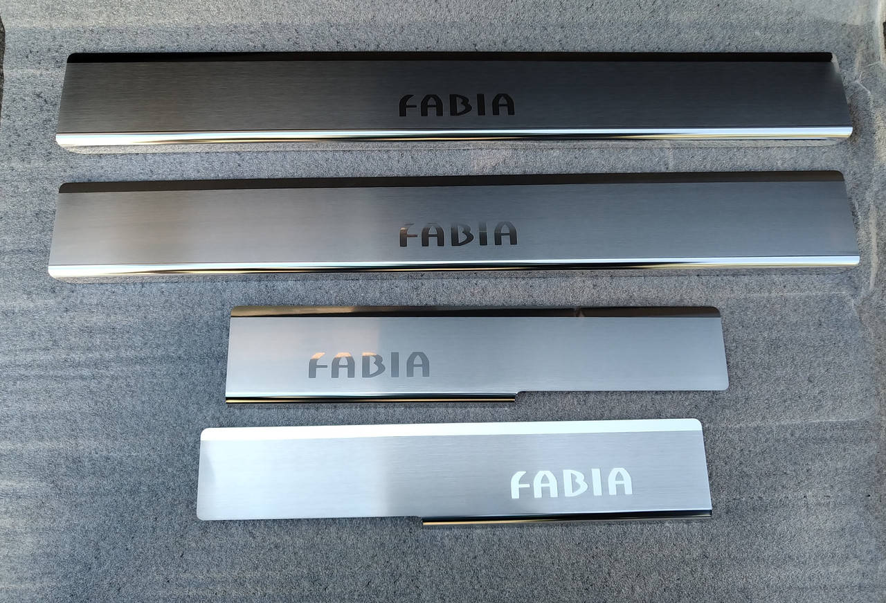 

Накладки на пороги Skoda Fabia I 1999-2007 4шт. premium
