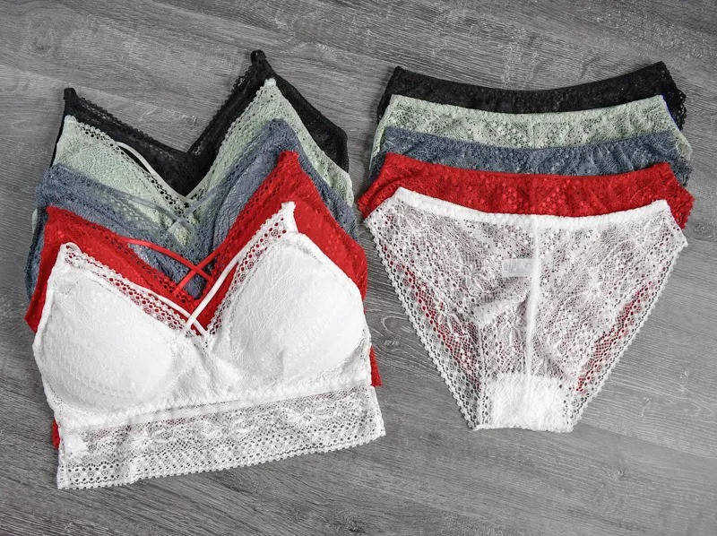 

Ажурный комплект женского нижнего белья Biesdanna Черный