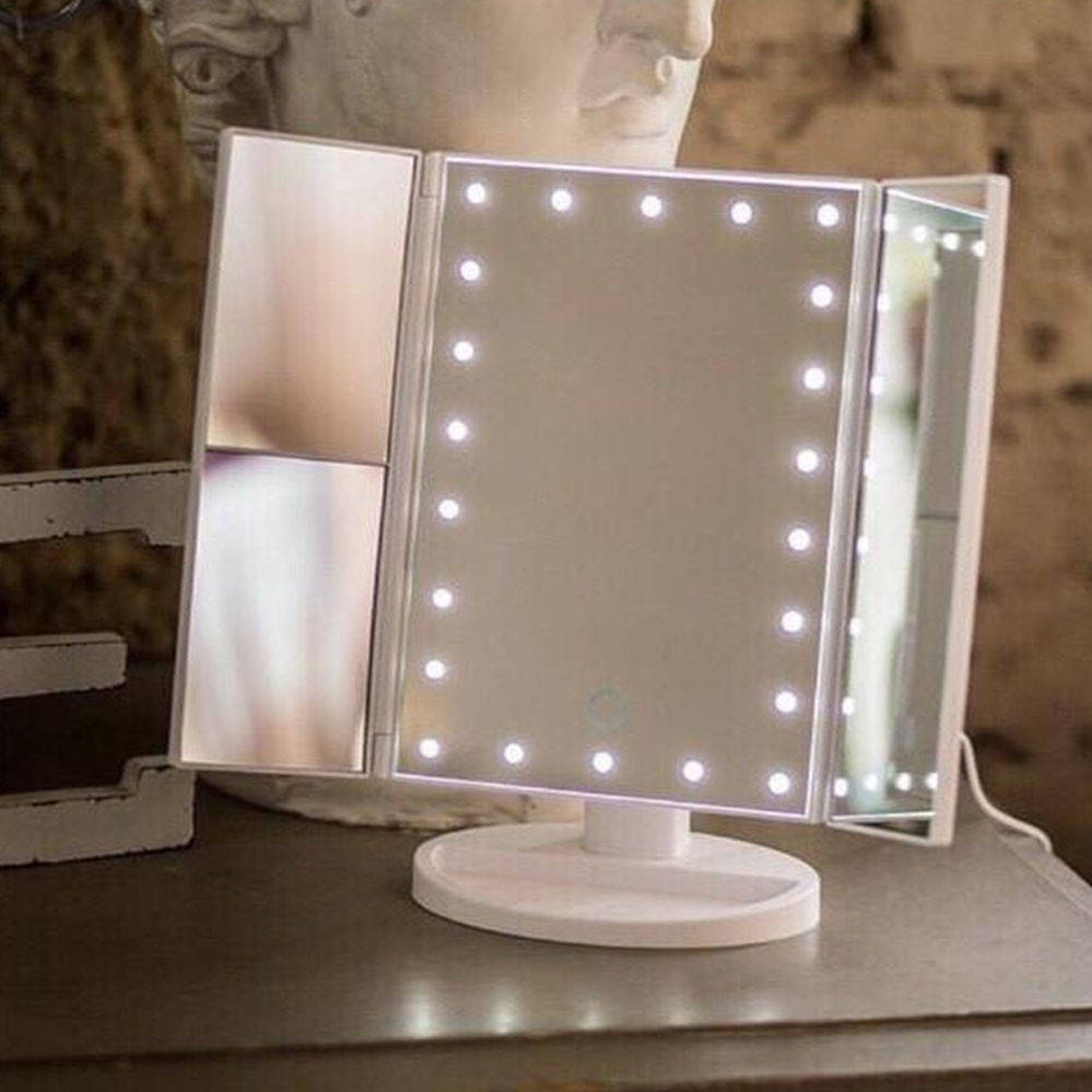 

Зеркало с подсветкой косметическое для макияжа настольное тройное 22 LED Mirror с диодами