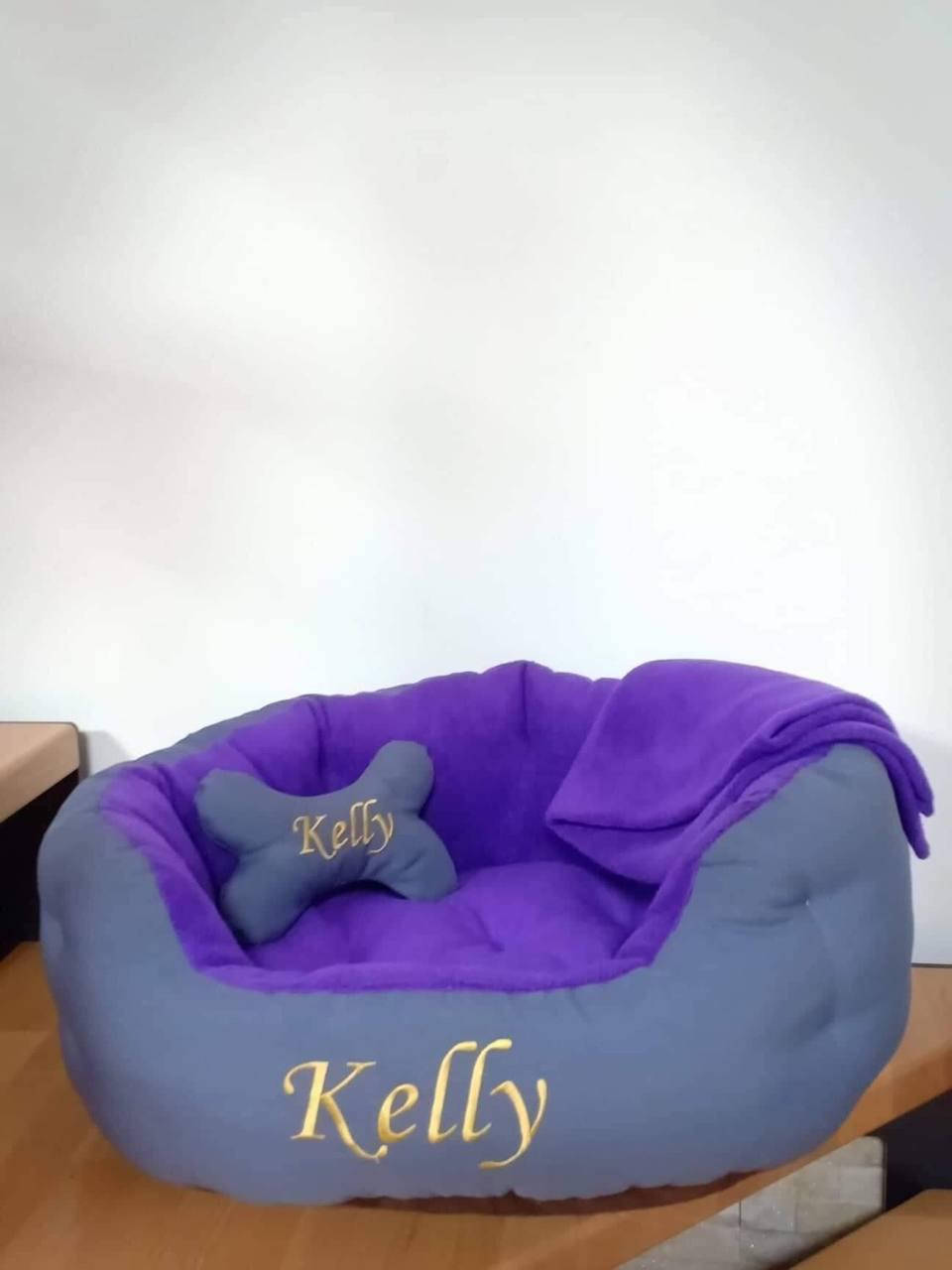 

Лежак для собак и кошек c одеялком