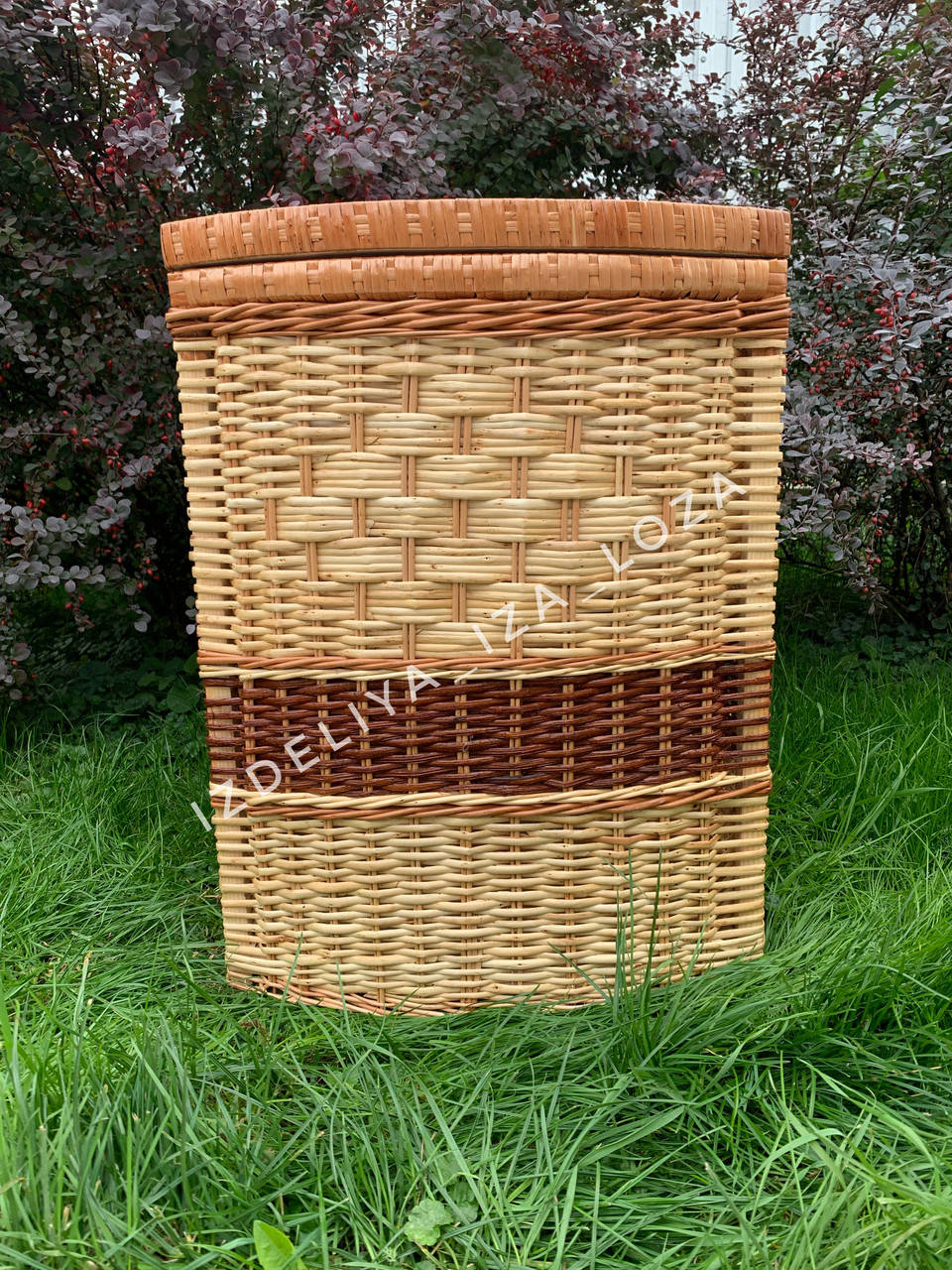 

Корзина для белья большая закруглённая «светлая»