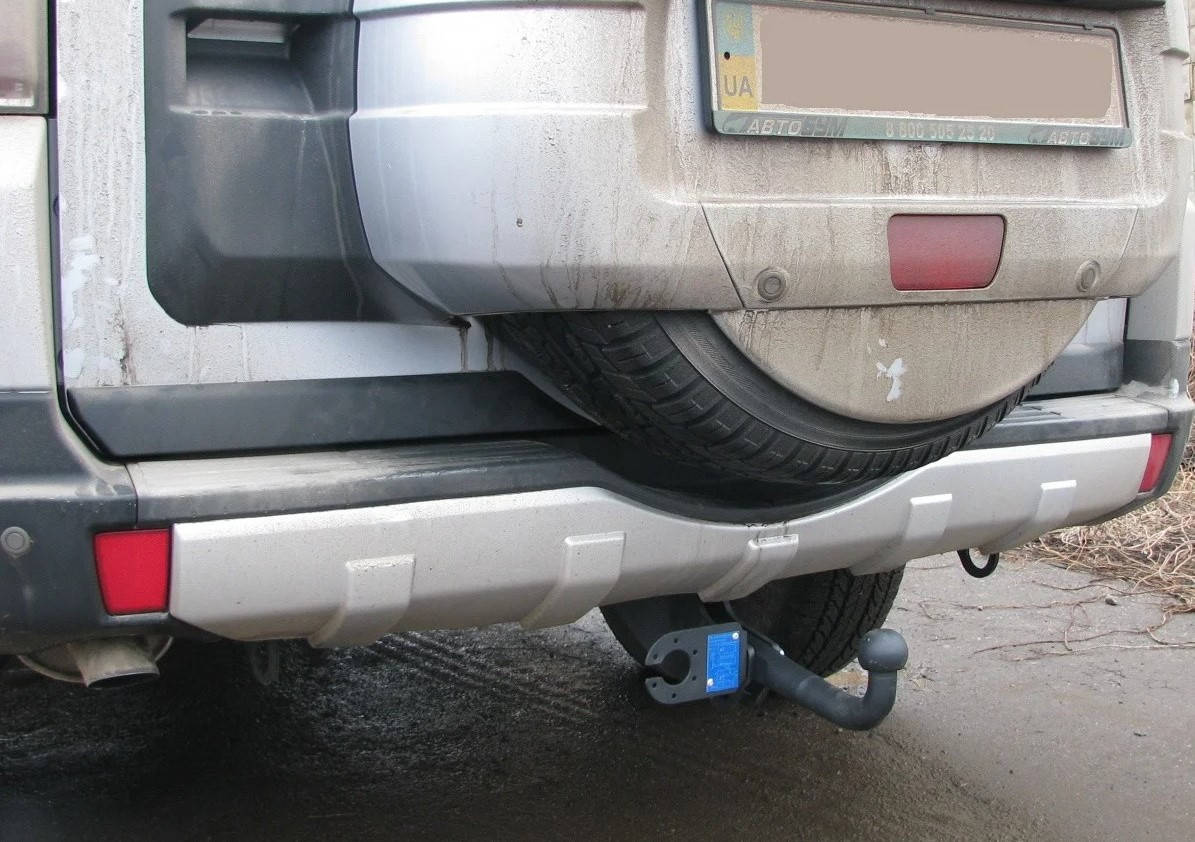 

Фаркоп на Mitsubishi Pajero Wagon LWD 2007+