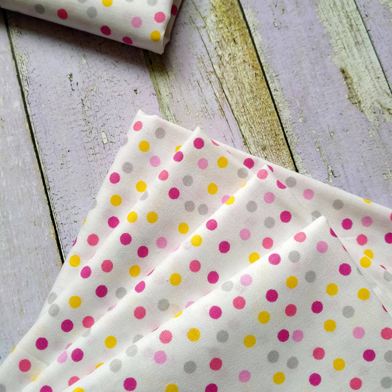 

Ткань хлопок разноцветный горошек желтый,серый,розовый