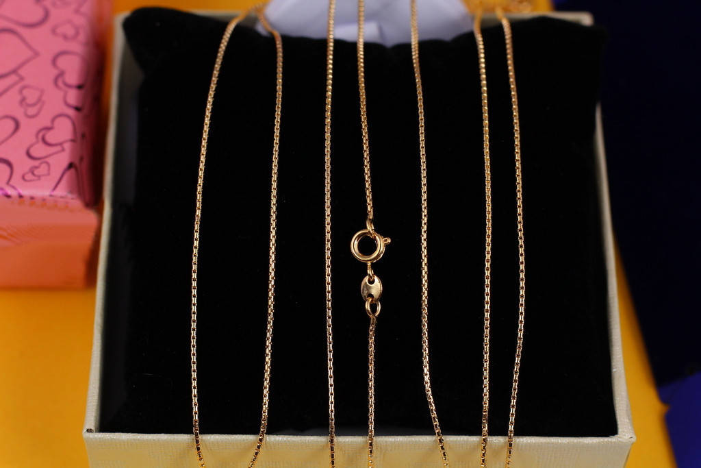 

Цепь Xuping Jewelry круглый снейк с насечками 50 см 1 мм золотистая