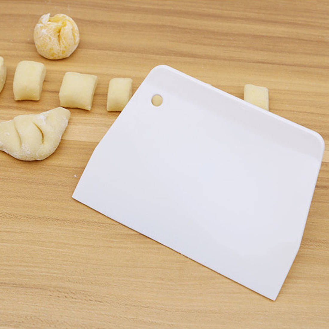 

Шпатель кондитерский пластиковый 13 см