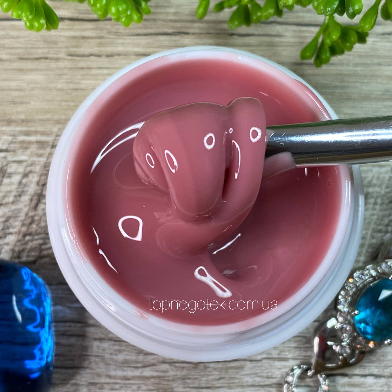 

LOVE Cover M для укрепление и наращивания ногтей