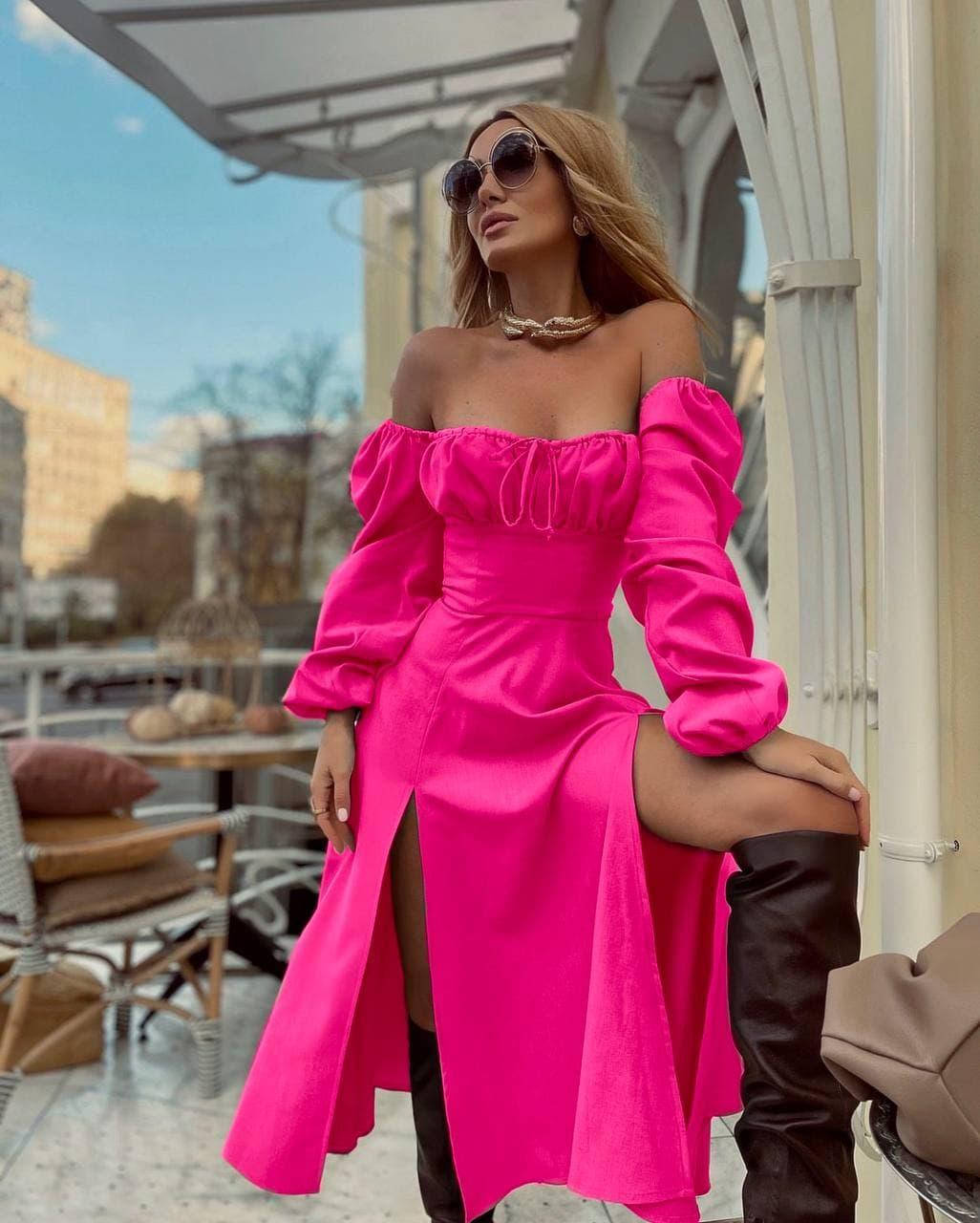 

Шикарное платье из костюмной ткани р: 42-44; 46-48 46/48