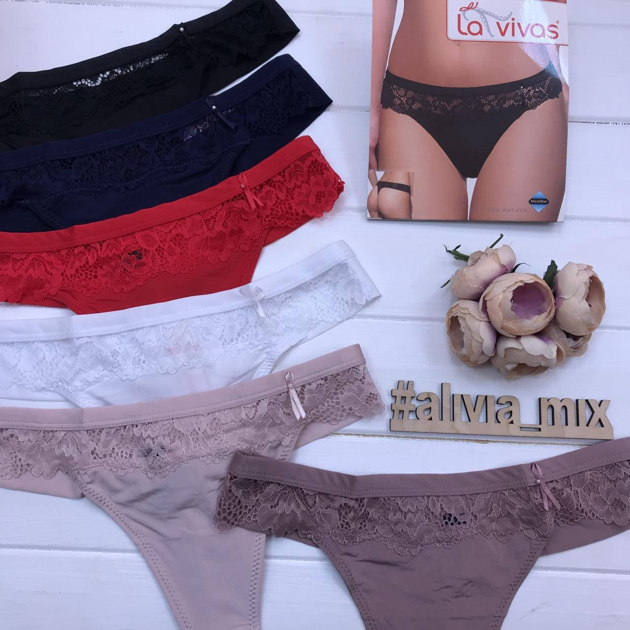 

Женские стринги из микрофибры от La vivas