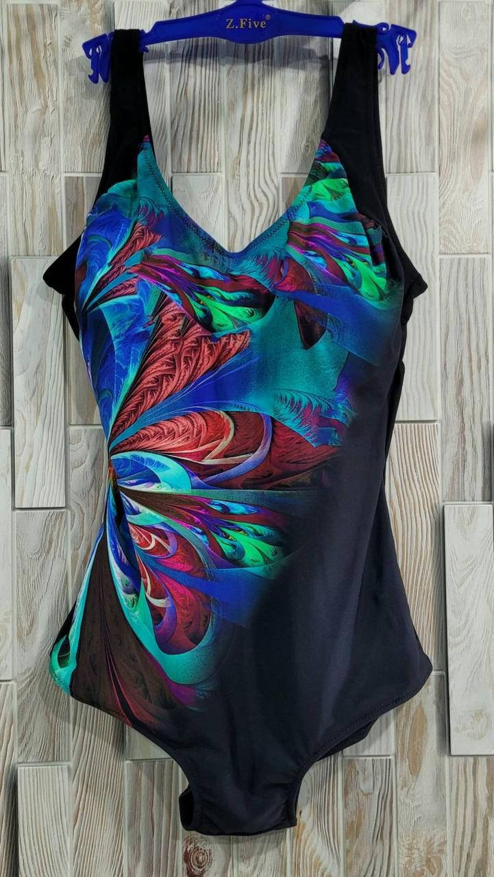 

Купальник цельный больших размеров чёрный с абстракцией 60, Черный