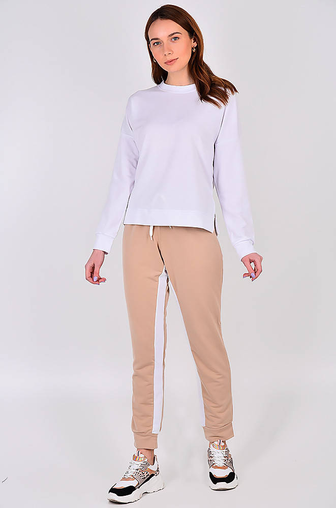 

Костюм женский бежевый с белым Fashion 127478M