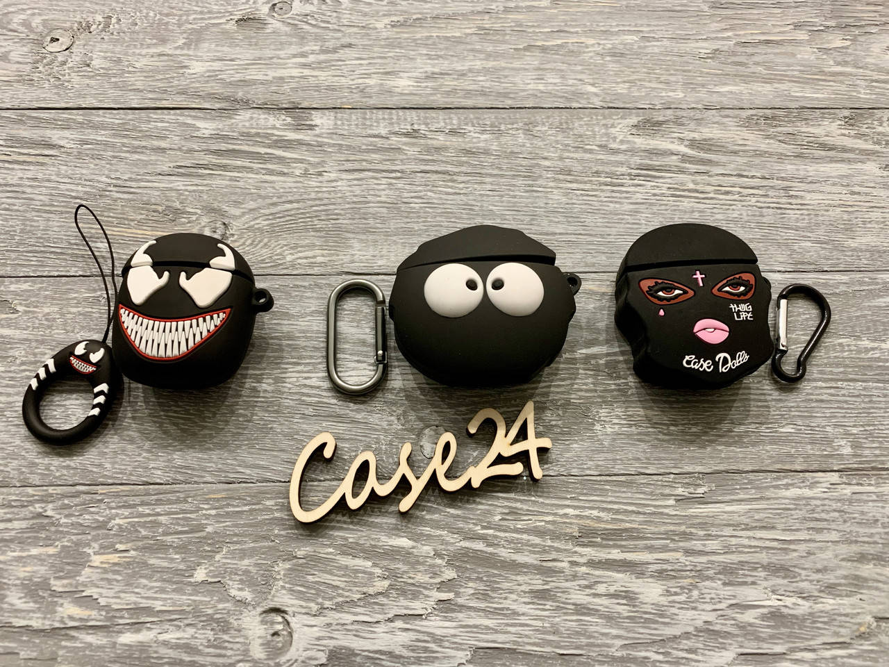 

Чехол Venom на Airpods (веном на аирподс)