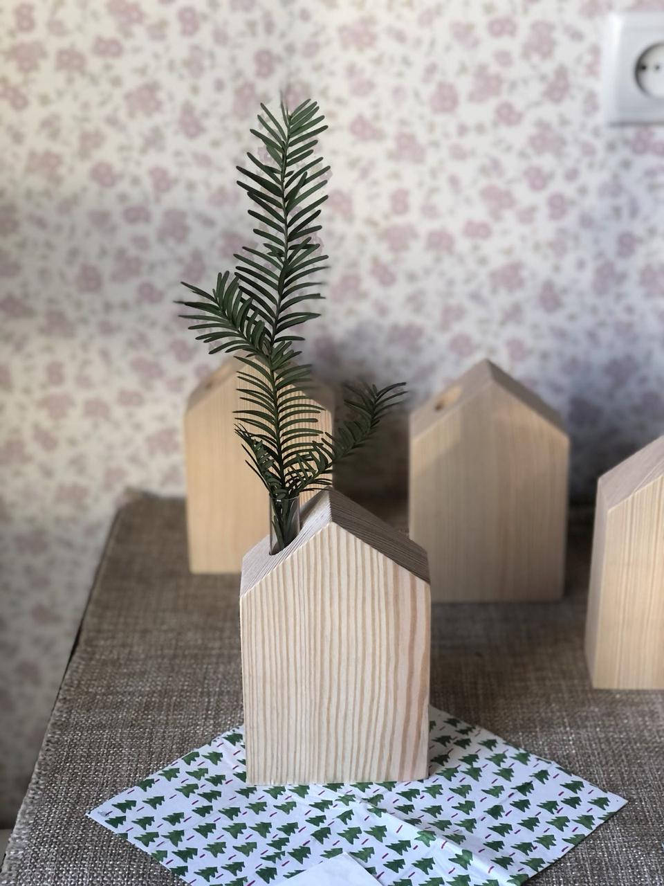 

Заготовка "Домик с пробиркой маленький" 8*12,5*4,5 см