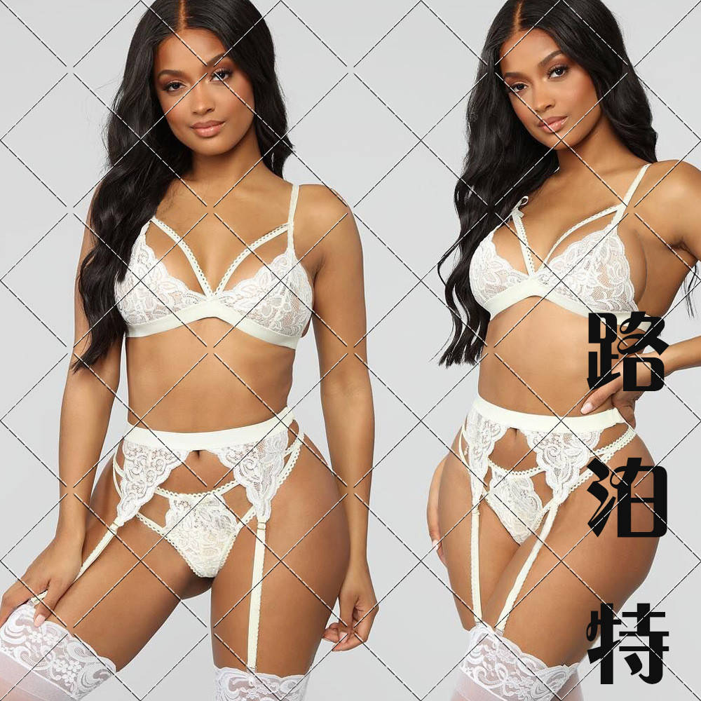 

Комплект из кружева