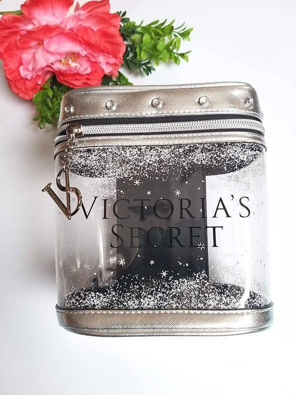 

Victoria's Secret косметичка victorias secret косметичка виктория сикрет, Серебряный