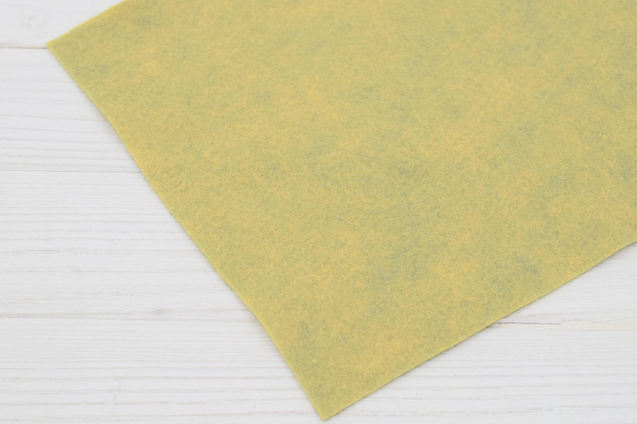 

Американский мягкий фетр 1,5 мм (20х30 см) - №14 лимонный твист (2113 lemon lime twist)