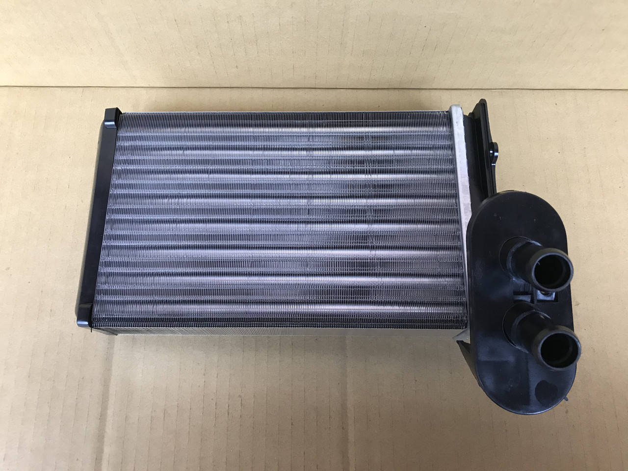 

Радиатор печки Volkswagen Golf 2 Golf 3 Passat B3 B4 Vento Jetta Caddy Polo