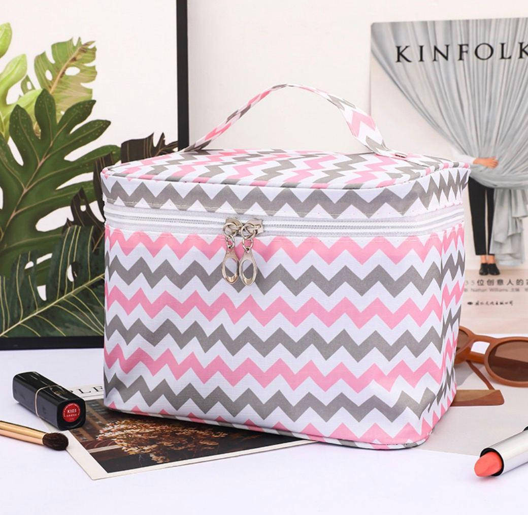 

Сумка косметичка большая вместительная Варианта №3