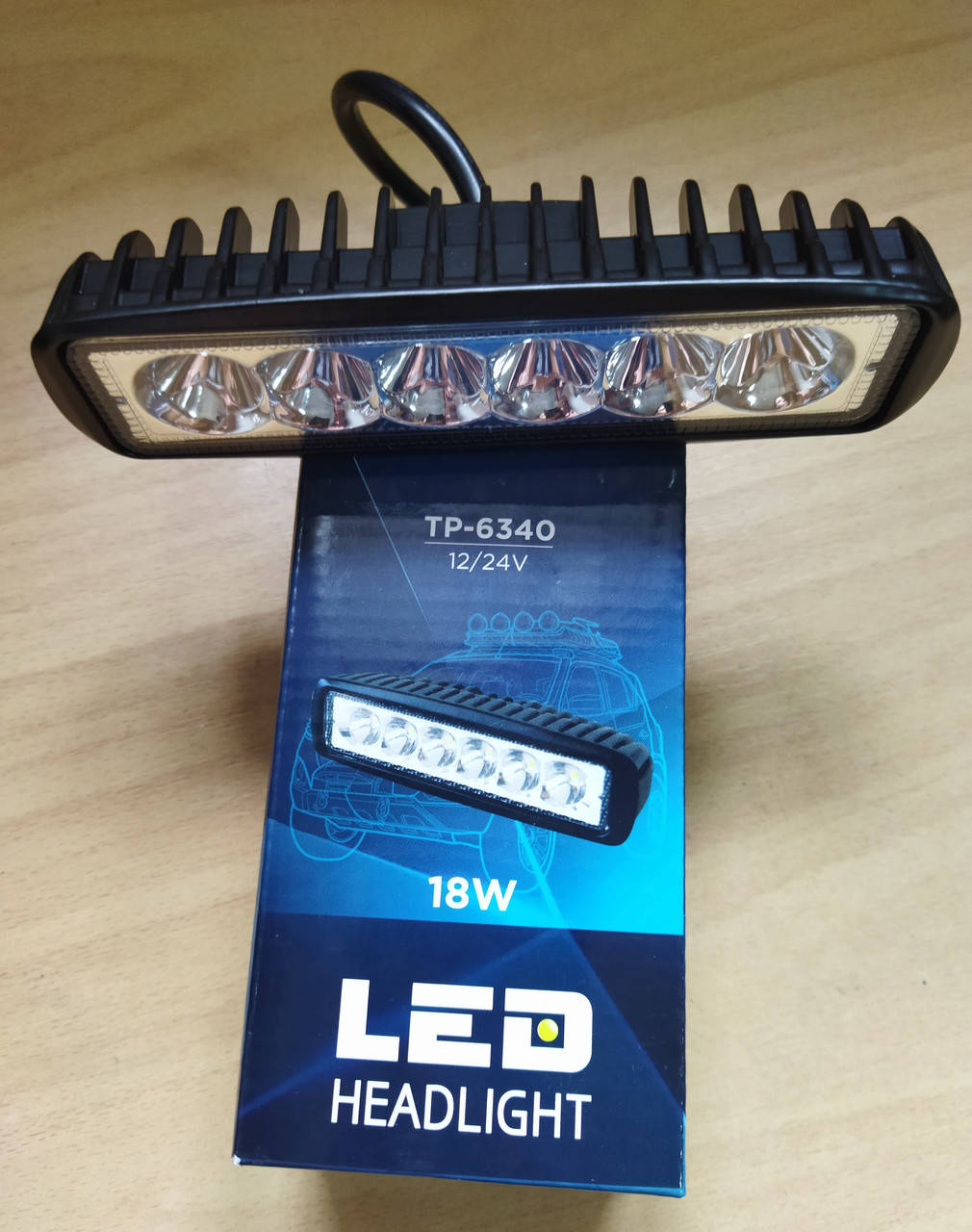 

Фара LED дополнительная 12/24V 6*3W, 157*42*40мм