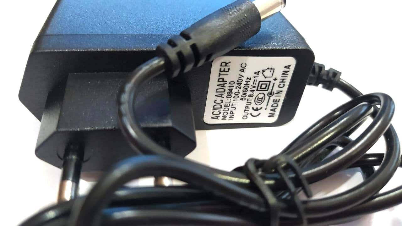 

Зарядное устройство для Li-Ion аккумуляторов 2S 8.4V 1A 5.5x2.5mm