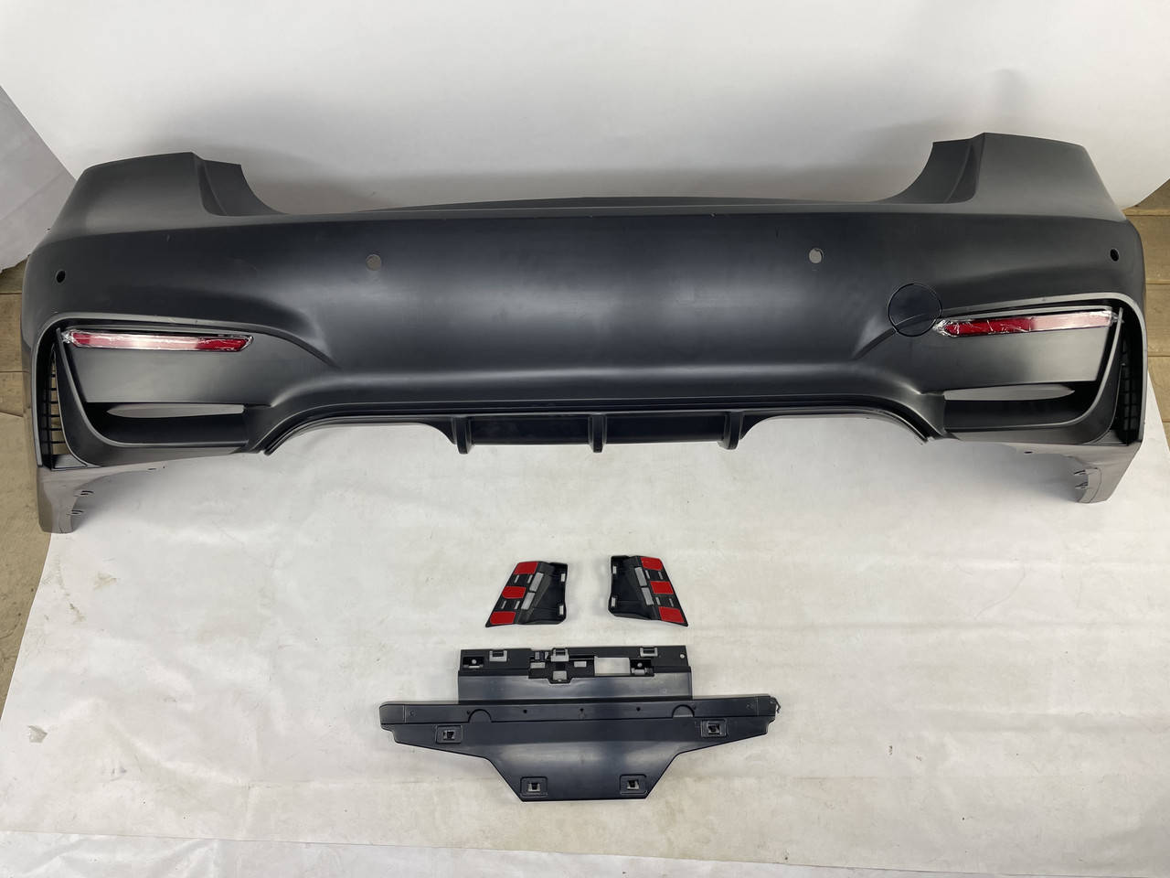

BMW F30 бампер задний стиль М3 2012-2019