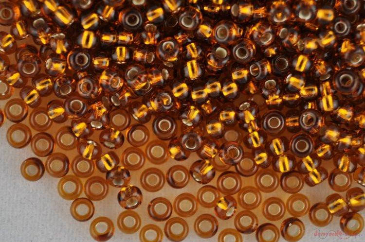 

Чешский бисер Preciosa 10/0 №17090 коричнево-золотой блестящий, 50 грамм