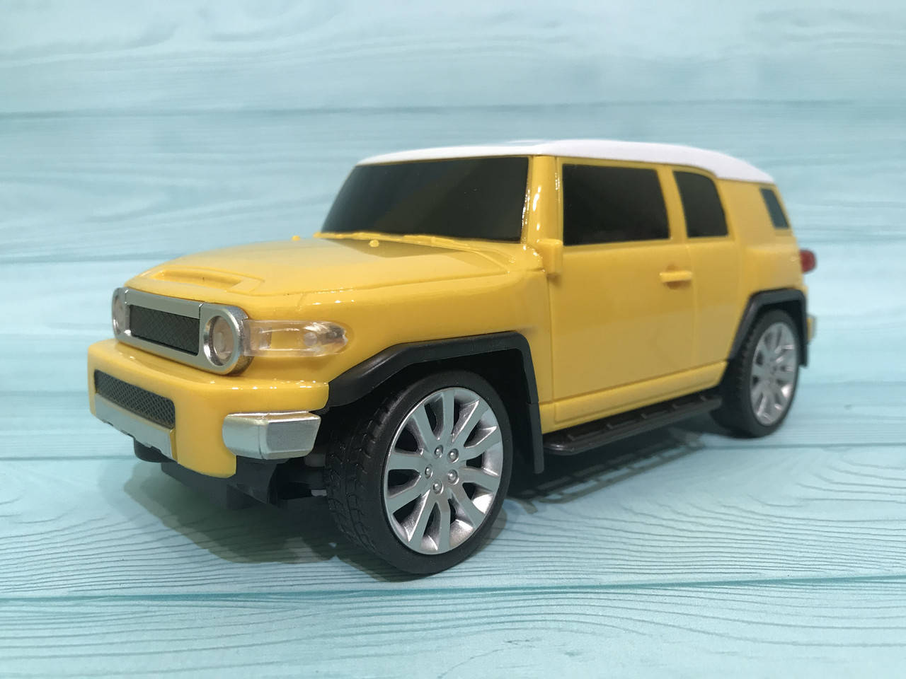 

Машинка джип на радиоуправлении "Toyota FJ" АвтоСвіт AS-2209