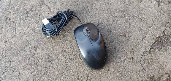 

Брендовая оптическая мышь Logitech B100 USB № 90411