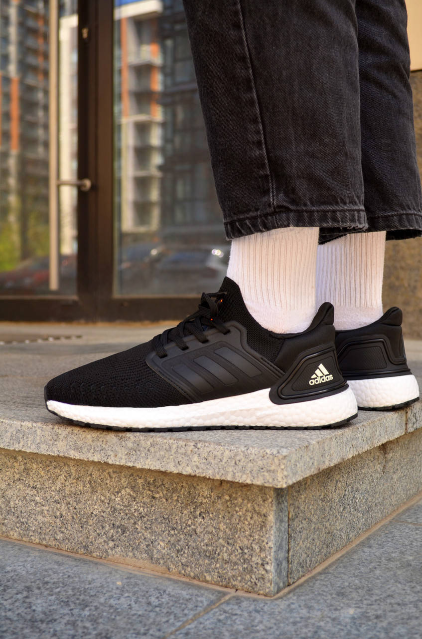 

Кроссовки мужские Adidas Ultra Boost Black Адидас Ультра Буст Блэк 42, Черный