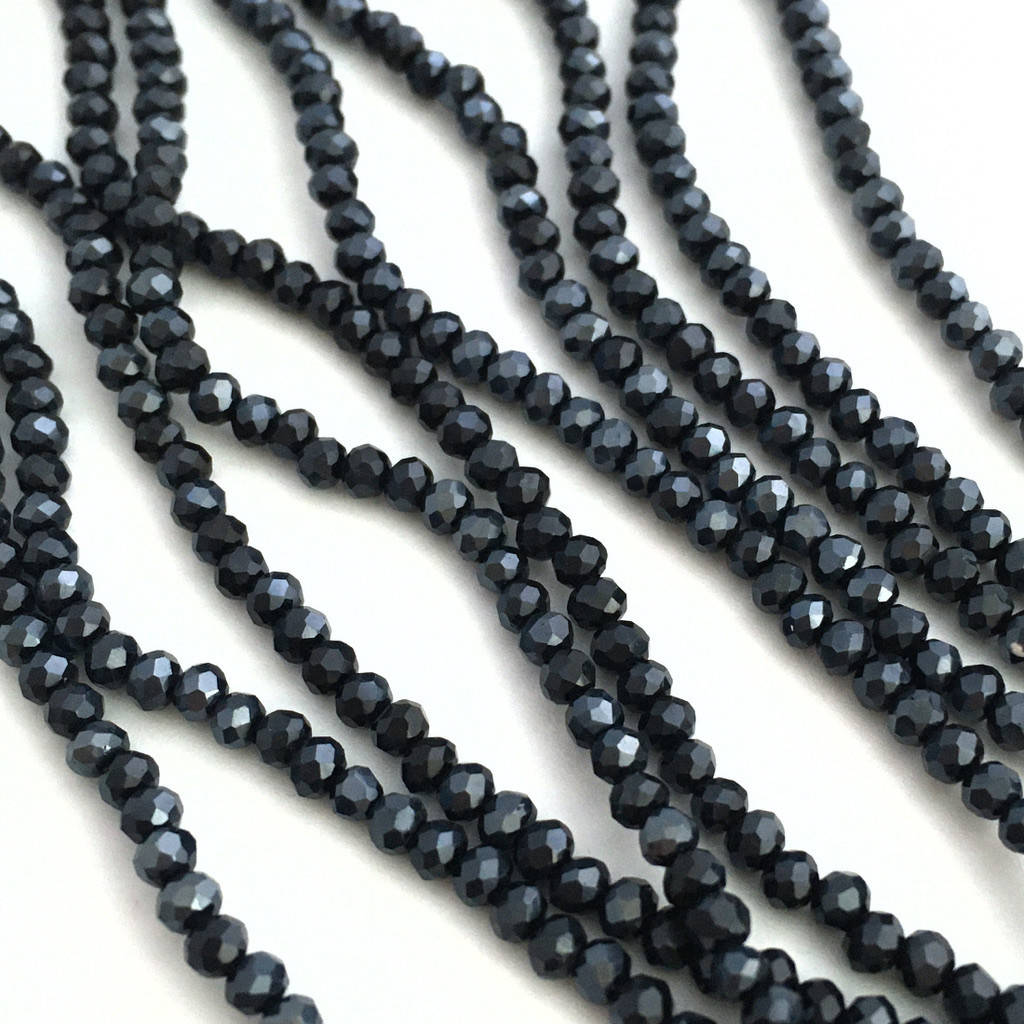 

Хрустальные бусины. Рондель 2х3 мм. Графит. Цена за 1 упаковку (180-190 шт)