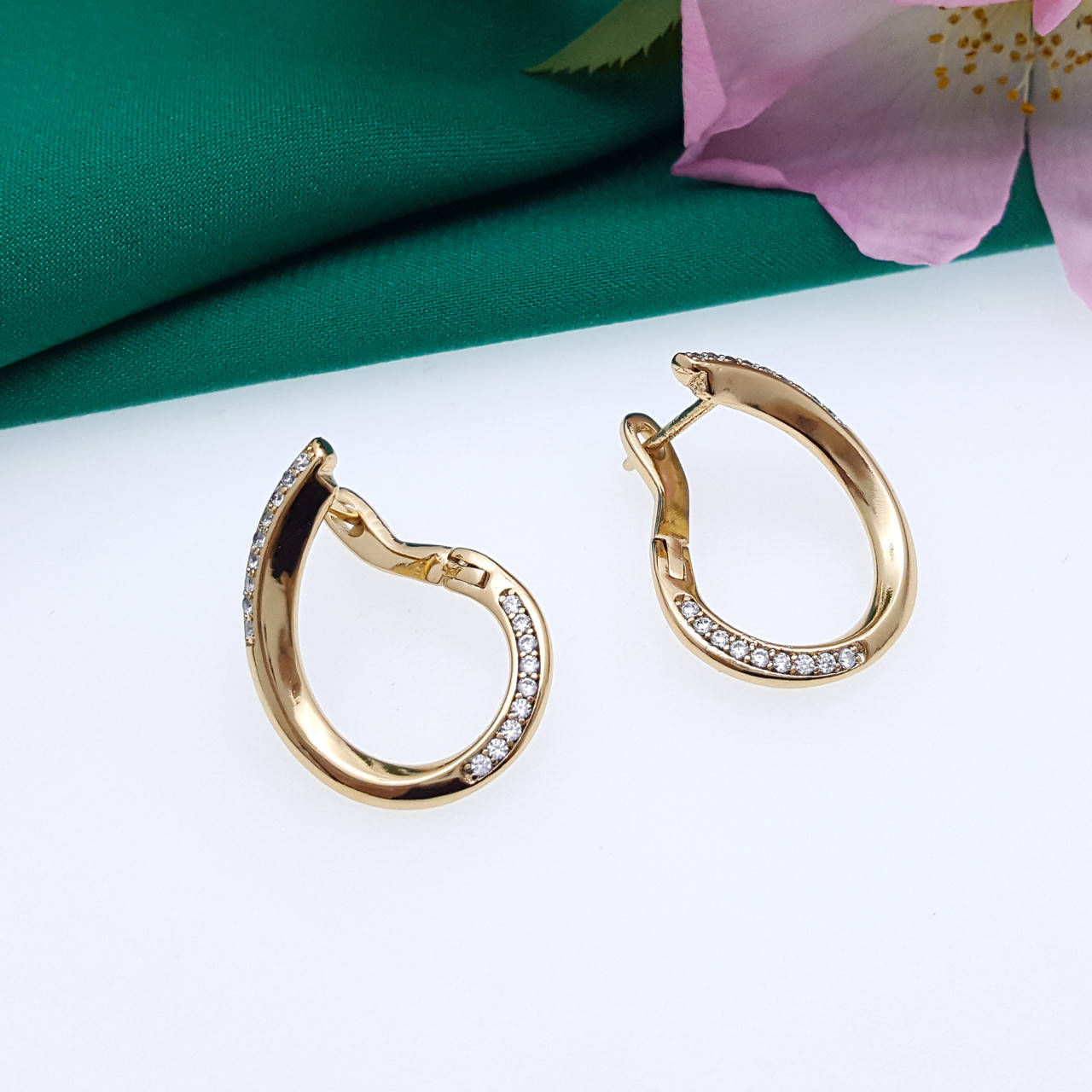 

Серьги "Завиток" со вставкой циркония, медзолото Xuping, 18К