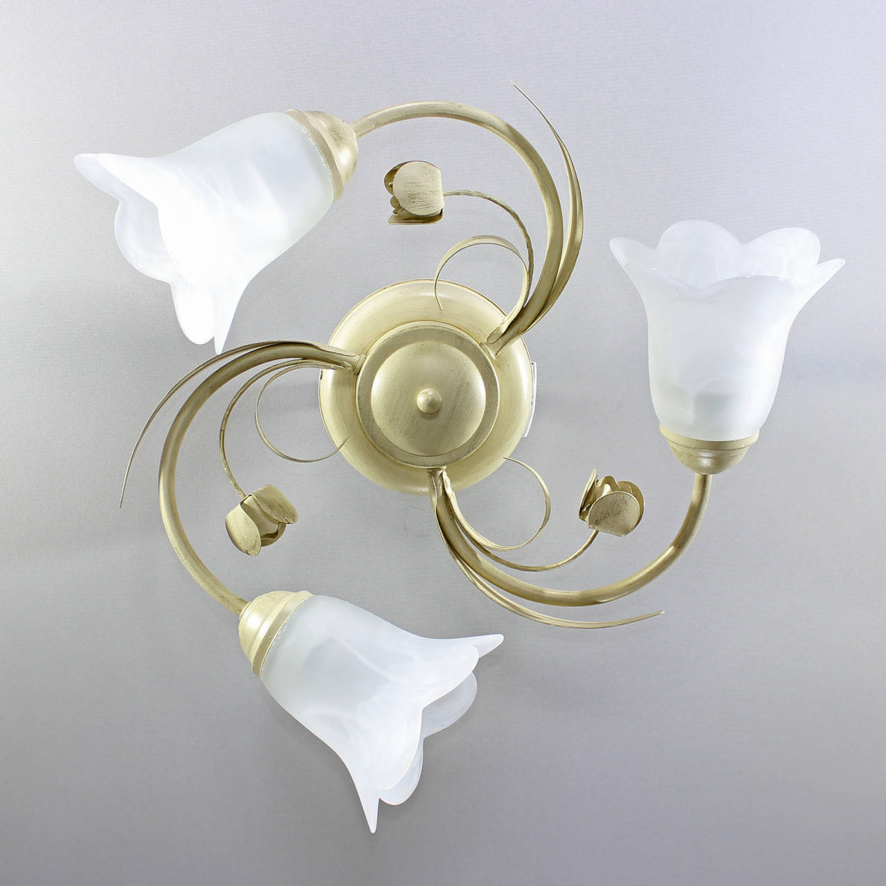 

Люстра стельова на 3 лампи світлий беж, Бежевый