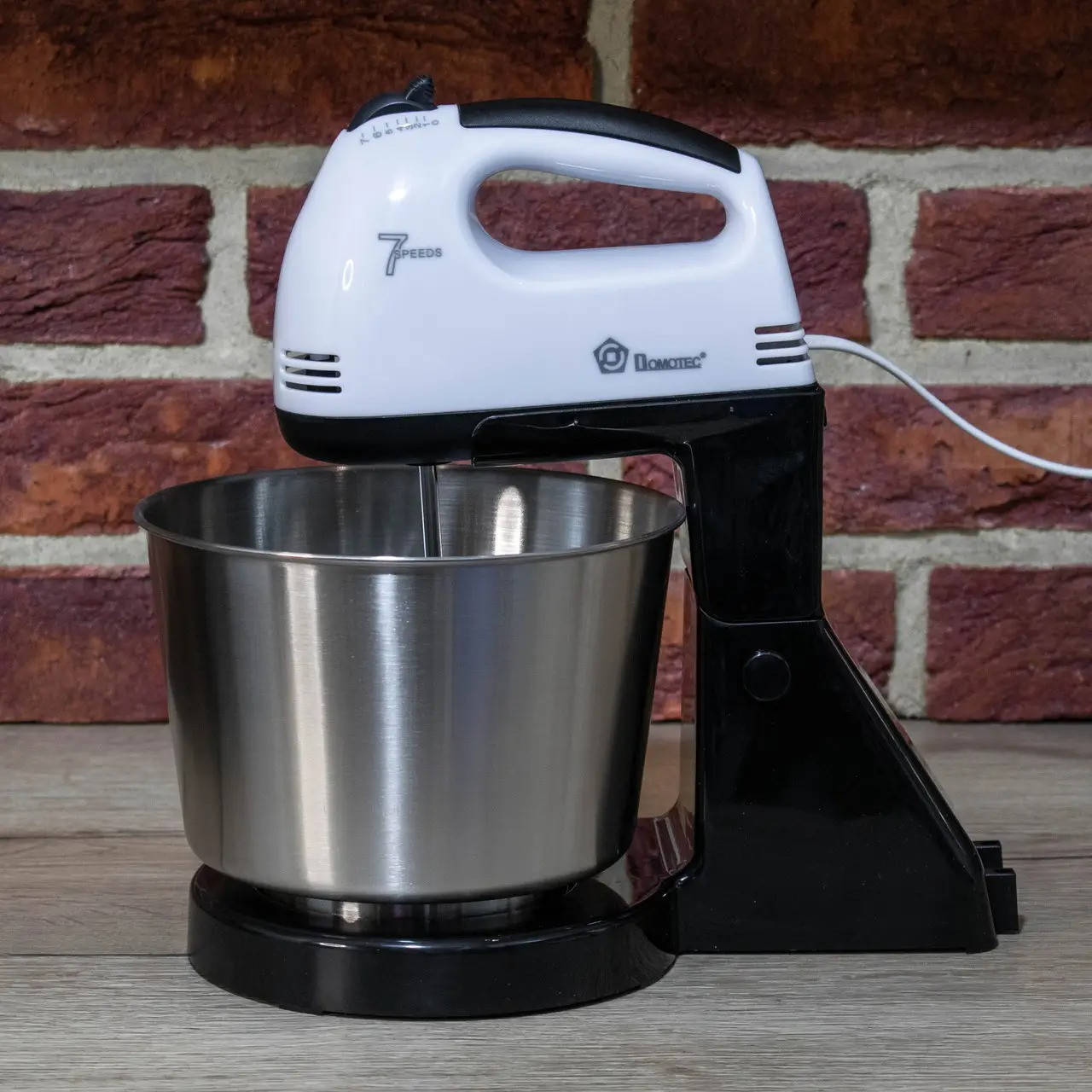 

Миксер с чашей Domotec MS-1133