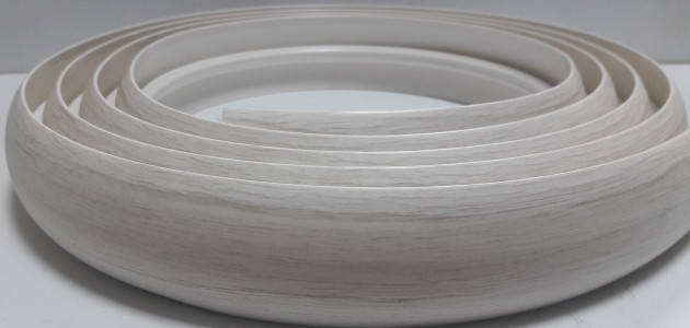 

Белый гибкий порожек шириной 40 мм Salag Flex Board, 3,0 м Клён патина