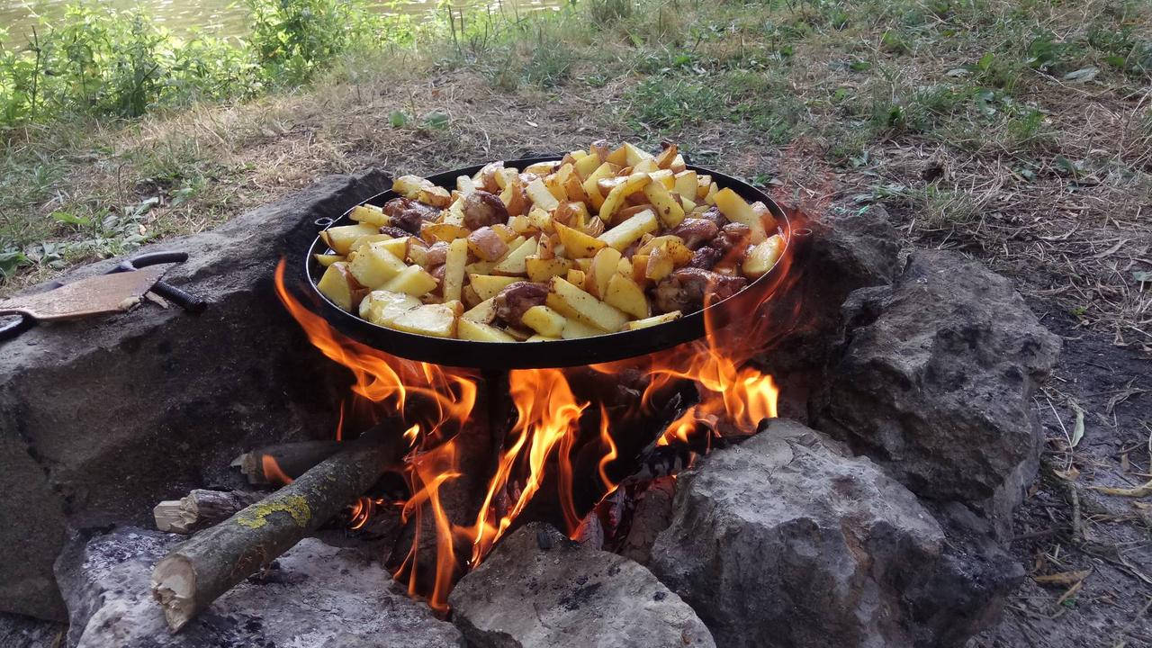 

Сковорода из диска бороны 40см с крышкой и чехлом в комплекте, Черный